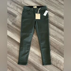 Democracy Abtechnology Freedom Ankle Jeans Size 8 NWT